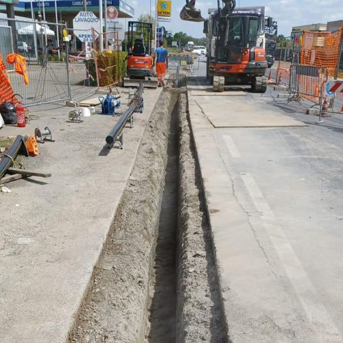 Gas, fognature e acquedotto ML MASI SRL a Lamporecchio e in tutta la Toscana Lavori stradali, autotrasporti conto terzi, recupero materiali inerti, impianto frantumazione