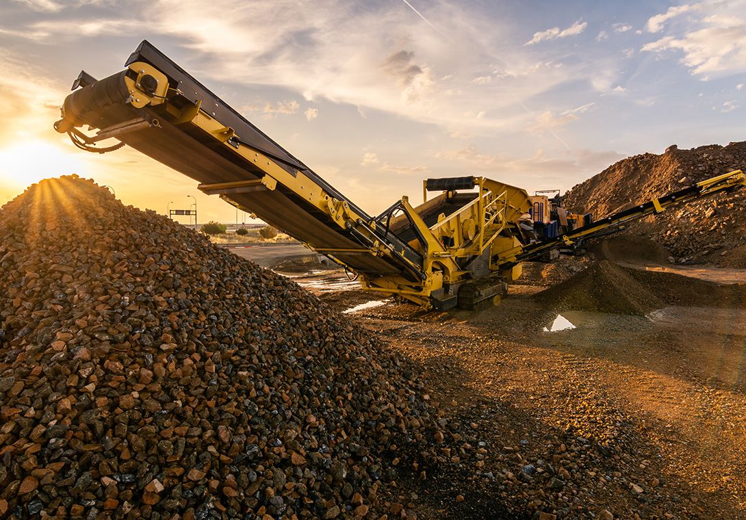 Impianto di frantumazione Servizi ML MASI SRL a Lamporecchio e in tutta la Toscana Lavori stradali, autotrasporti conto terzi, recupero materiali inerti, impianto frantumazione